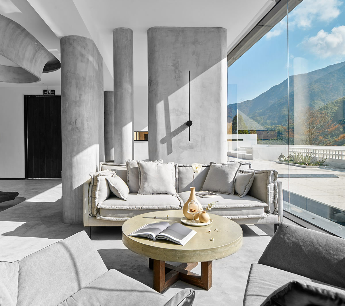 “白+灰”简约风格民宿休闲厅(图3) “白+灰”简约风格民宿休闲厅(图3)