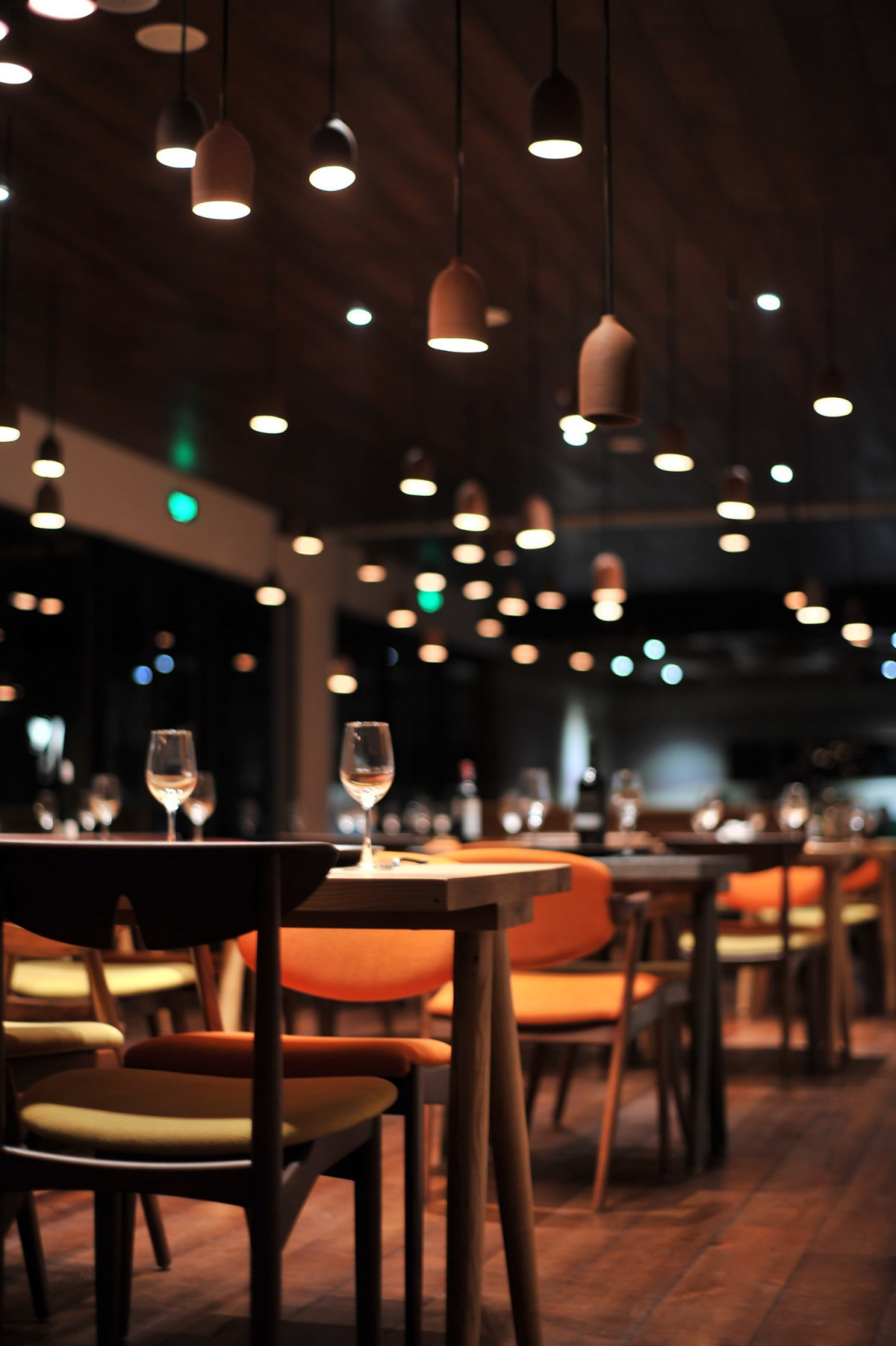 西黄山民宿高端餐厅装修(图3) 西黄山民宿高端餐厅装修(图3)