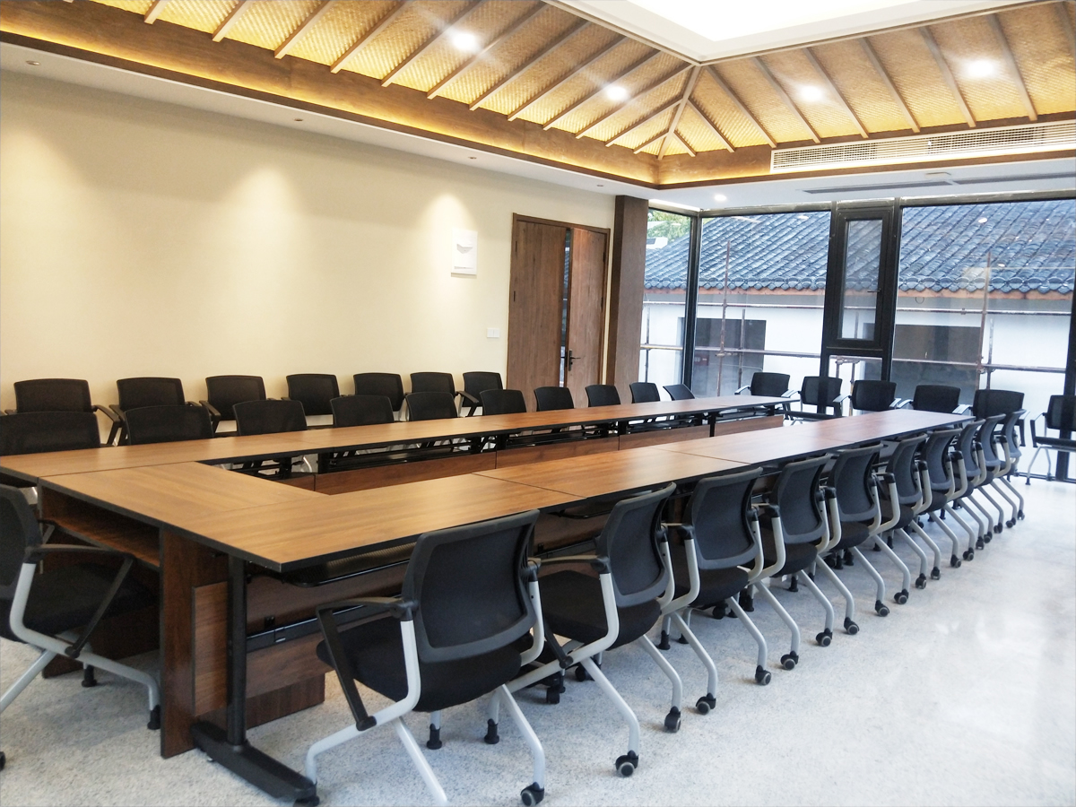 厵村整栋2900m²自然原木风办公楼装修案例(图11) 厵村整栋2900m²自然原木风办公楼装修案例(图11)