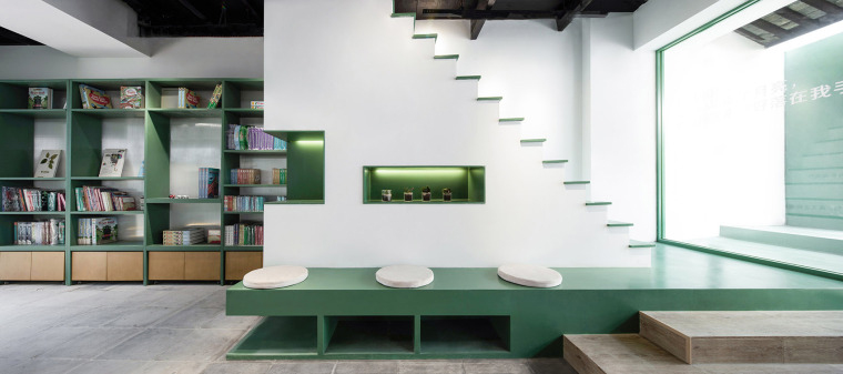 安庆市300平方三角书店装修设计(图3) 2.jpg