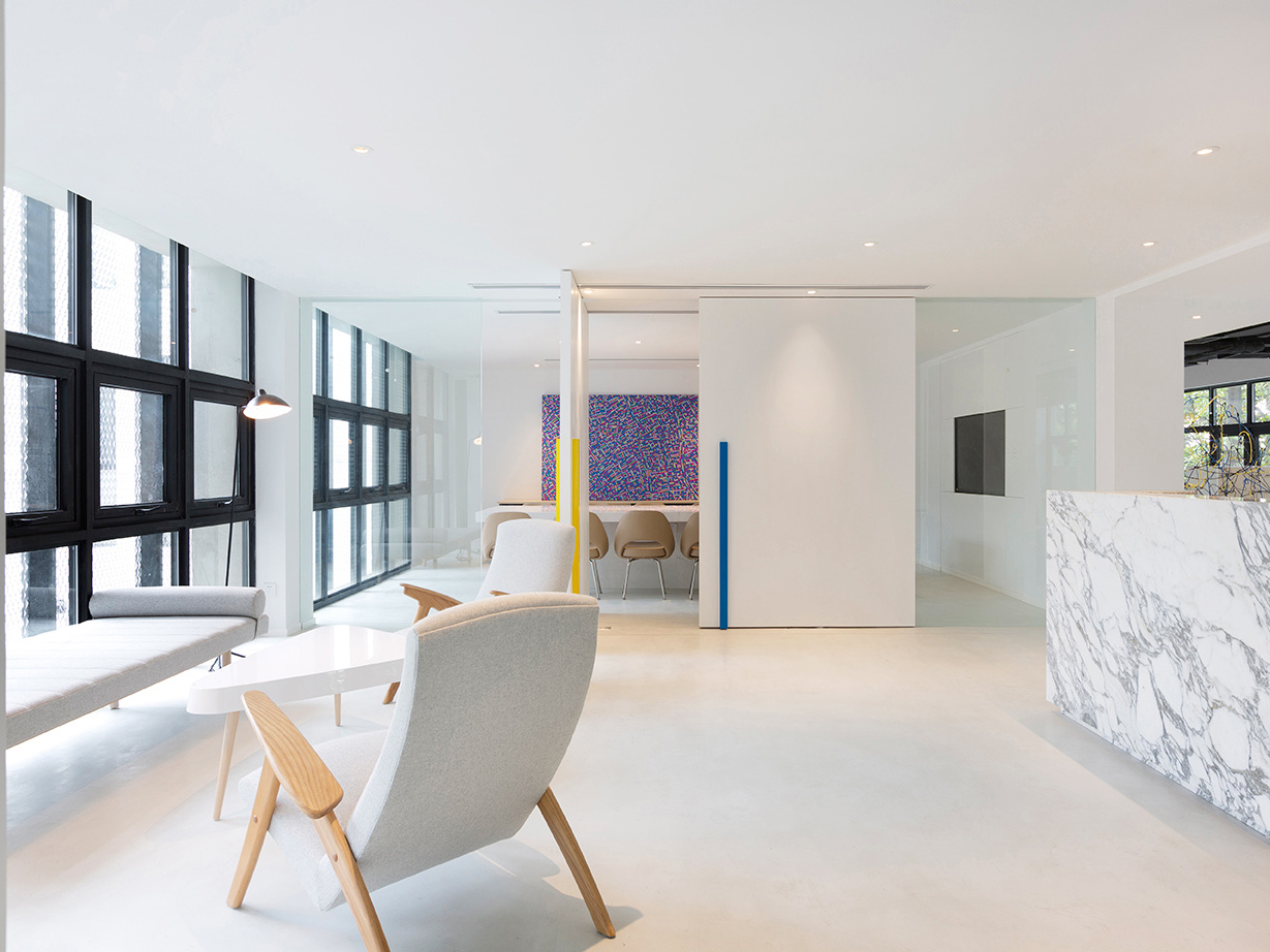 1500㎡现代简约风办公室装修设计案例(图1) 创意办公 (6) 副本.jpg