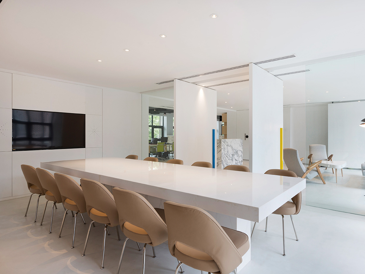 1500㎡现代简约风办公室装修设计案例(图2) 创意办公 (7) 副本.jpg