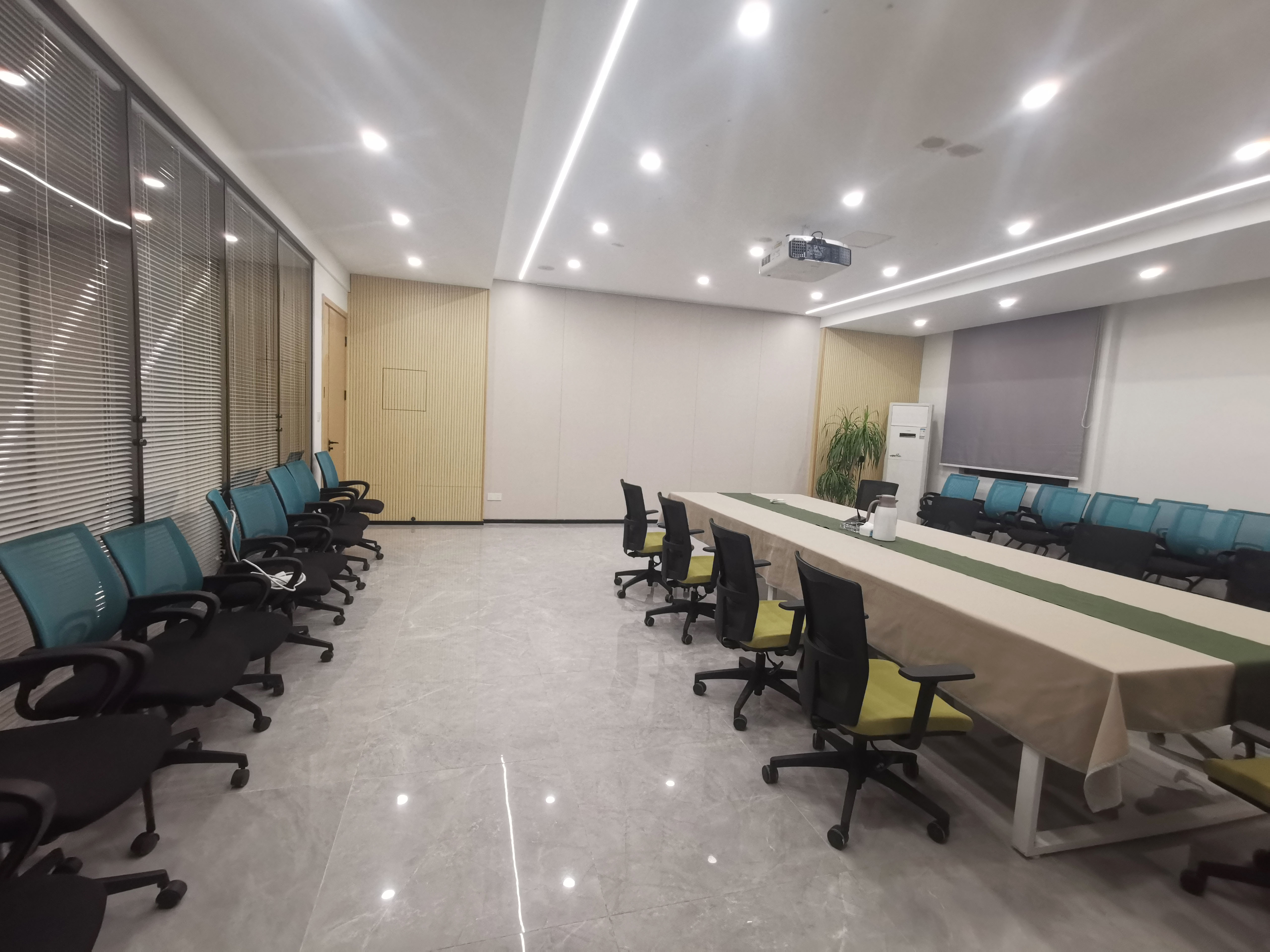 大会议室 副本副本.jpg