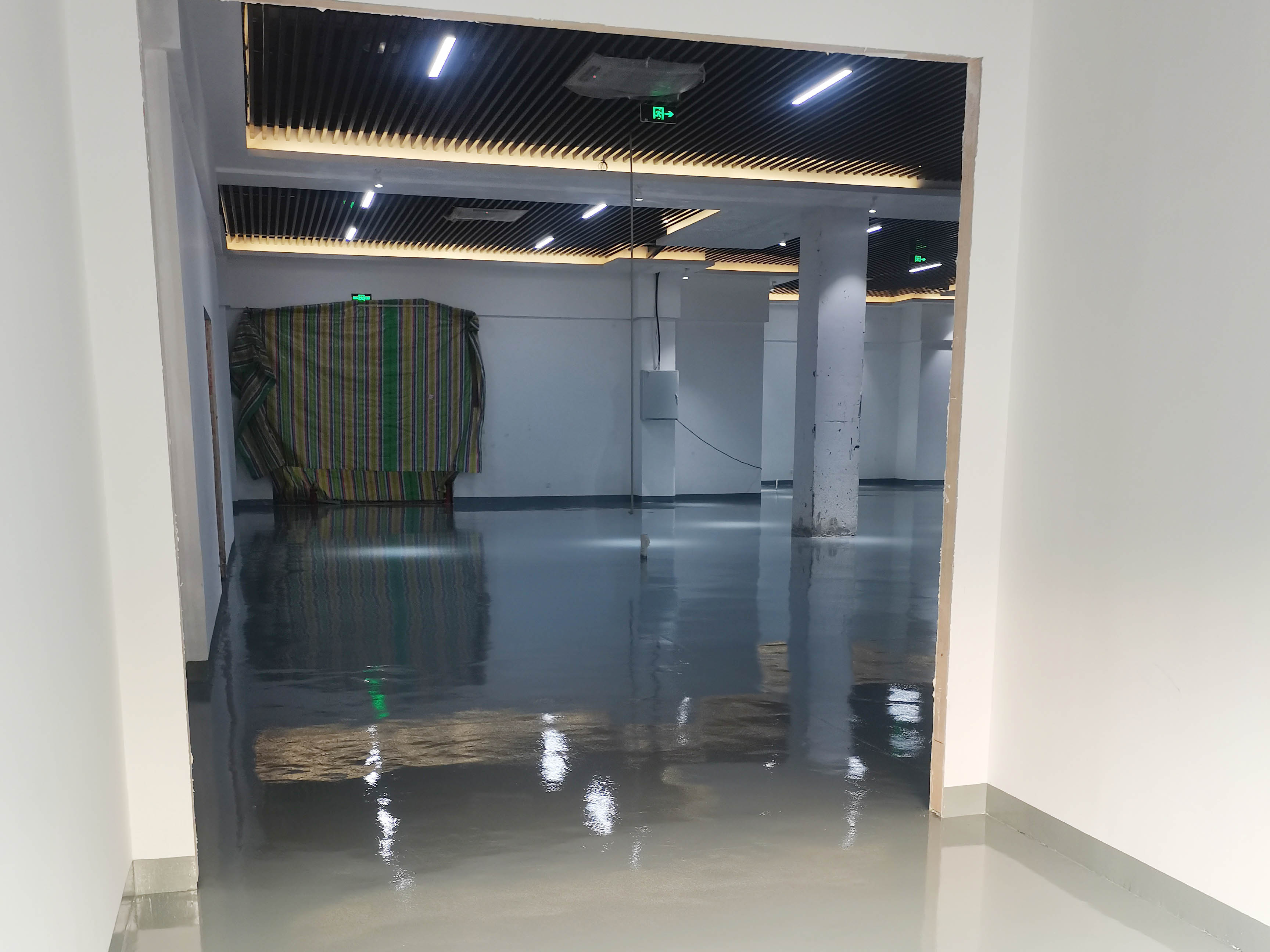 厂房翻新改造-大束科技有限责任公司车间厂房翻新改造(图2) 国科2 副本.jpg